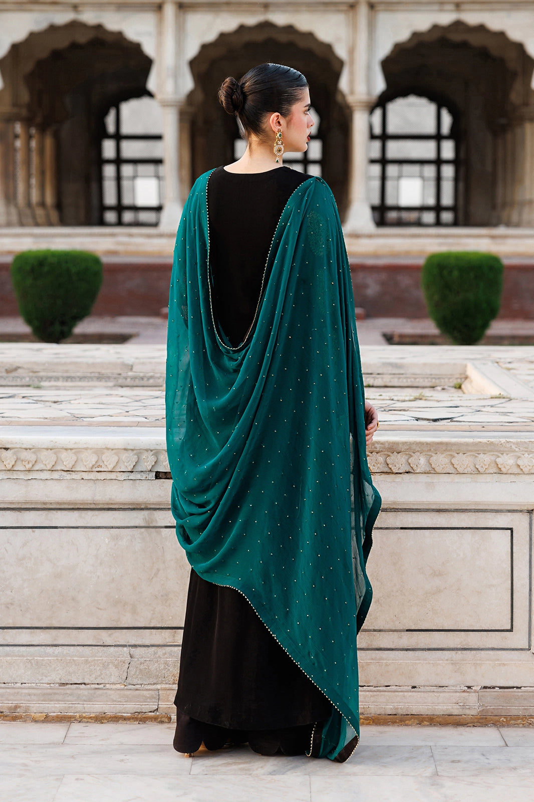 Vanya | Virsa Formals | ED-013 - Formal Dress - available at Maria Faisal in UK and USA.