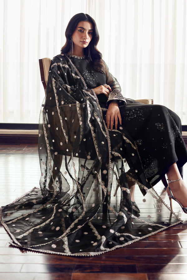 Baroque | Luxury Pret 24 | CHIFFON PR-890 - Designer Dress with Intricate embroidery and embellishments. Shop elegent wedding dress at Maria Faisal.