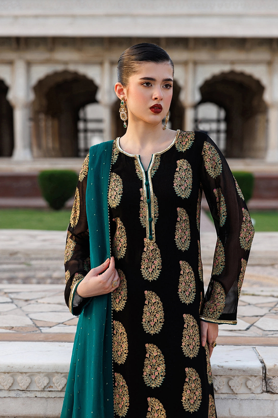 Vanya | Virsa Formals | ED-013 - Formal Dress - available at Maria Faisal in UK and USA.