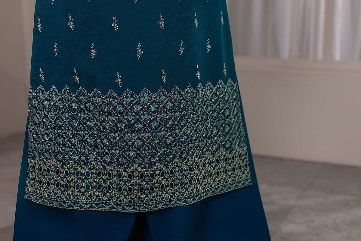 Flossie | Dilkash Kuch Khas | DI-01 B - Formal Dress - available at Maria Faisal in UK and USA.