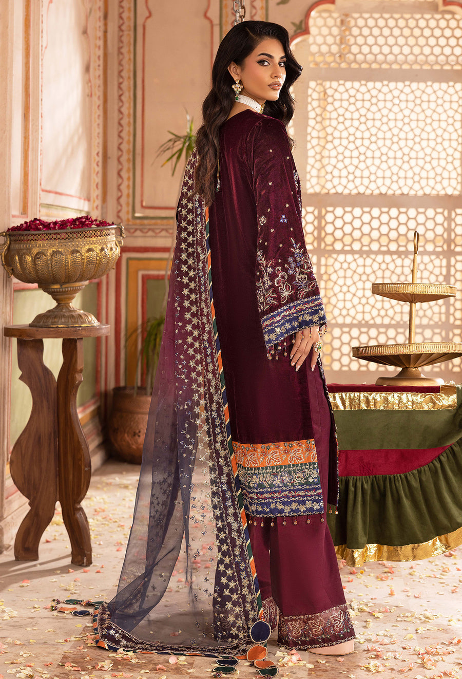 Adans Libas | Velvet 25 | 7520 V - Ladies Clothes - Maria Faisal