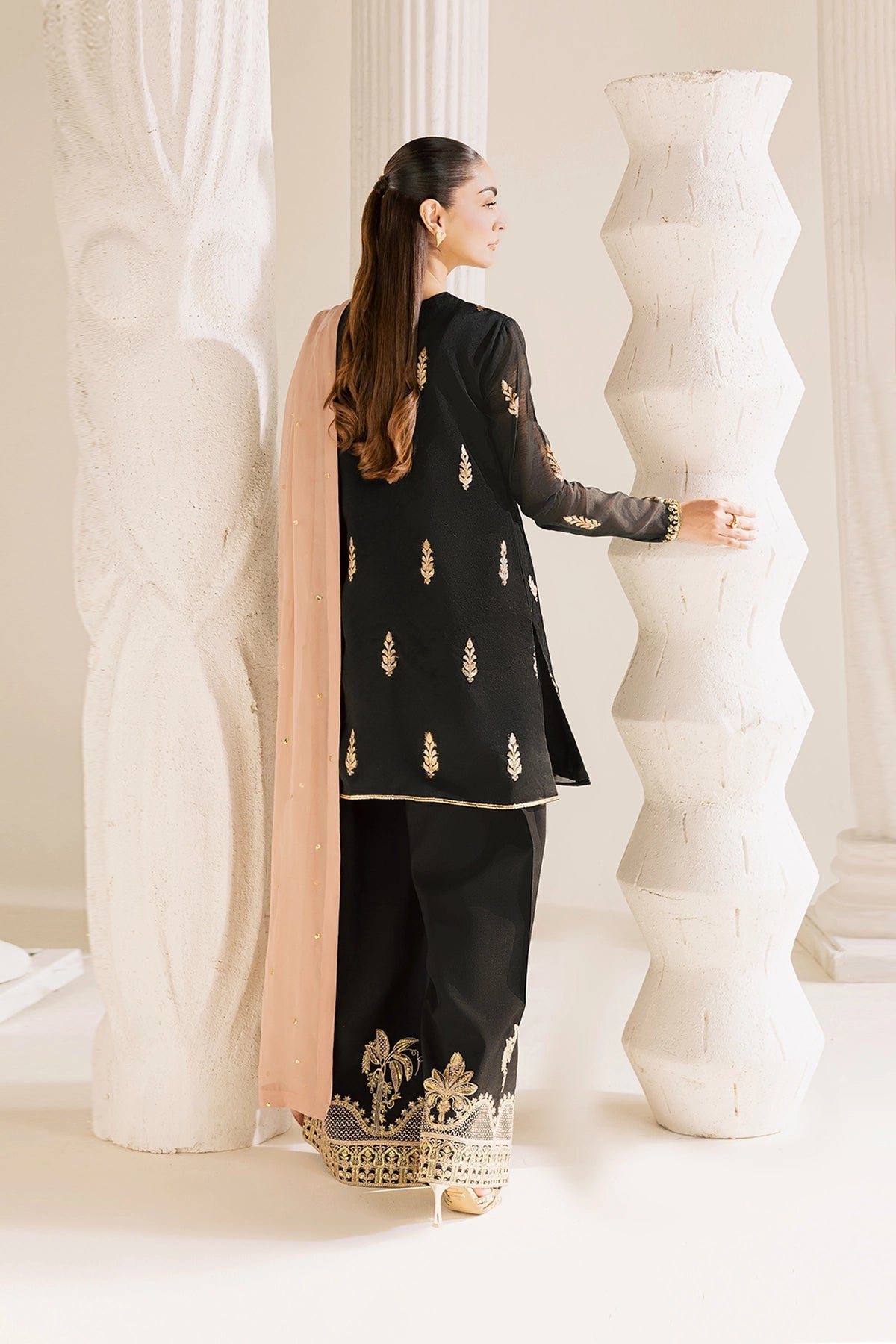 Vanya | Solana Luxe Pret |   FF-82 - Luxury Dress - available at Maria Faisal in UK and USA.