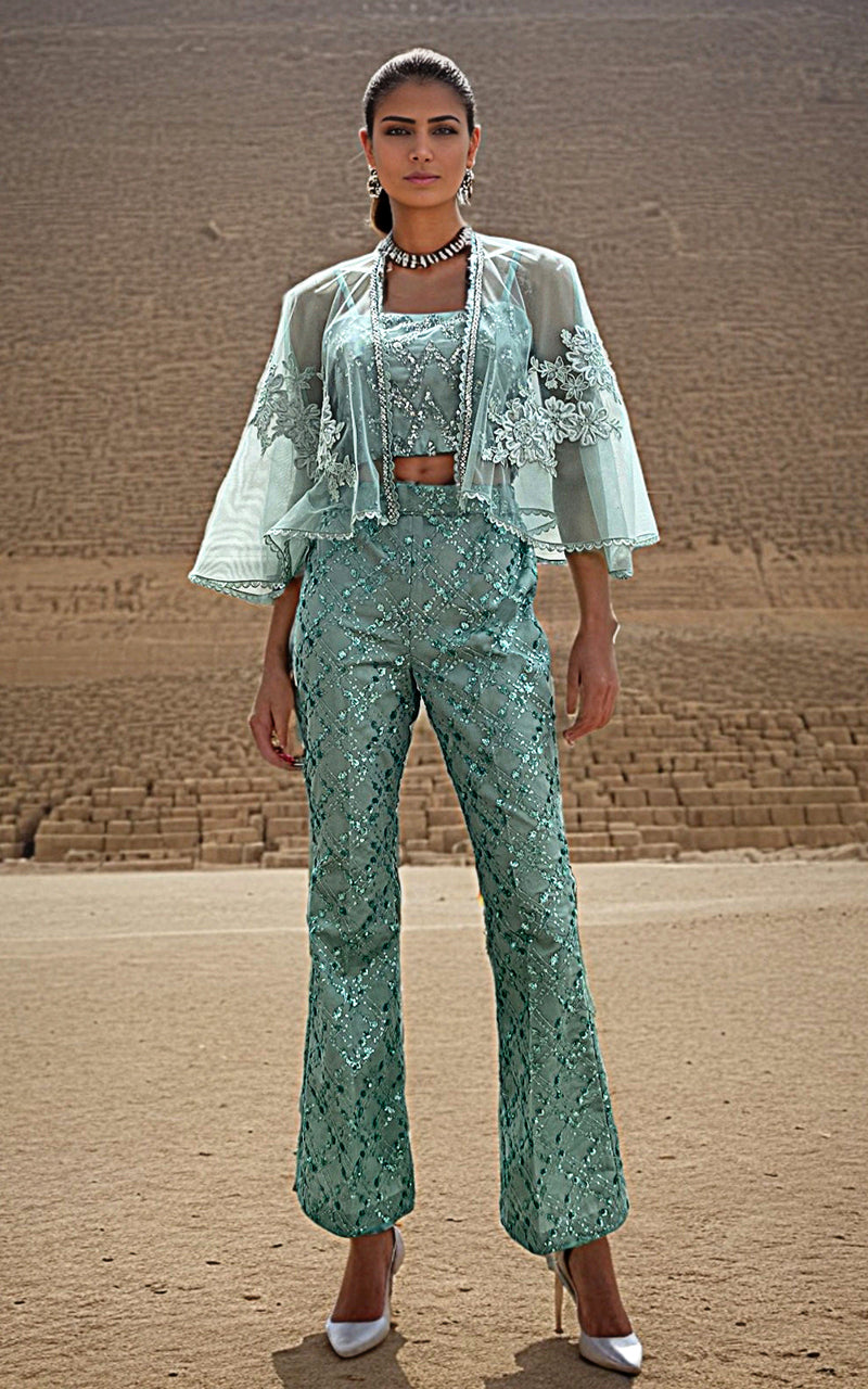 Threads and Motifs | Formal Dresses 25 | Embroiderd Cape with Blouse and Trouser - Ladies Clothes - Maria Faisal