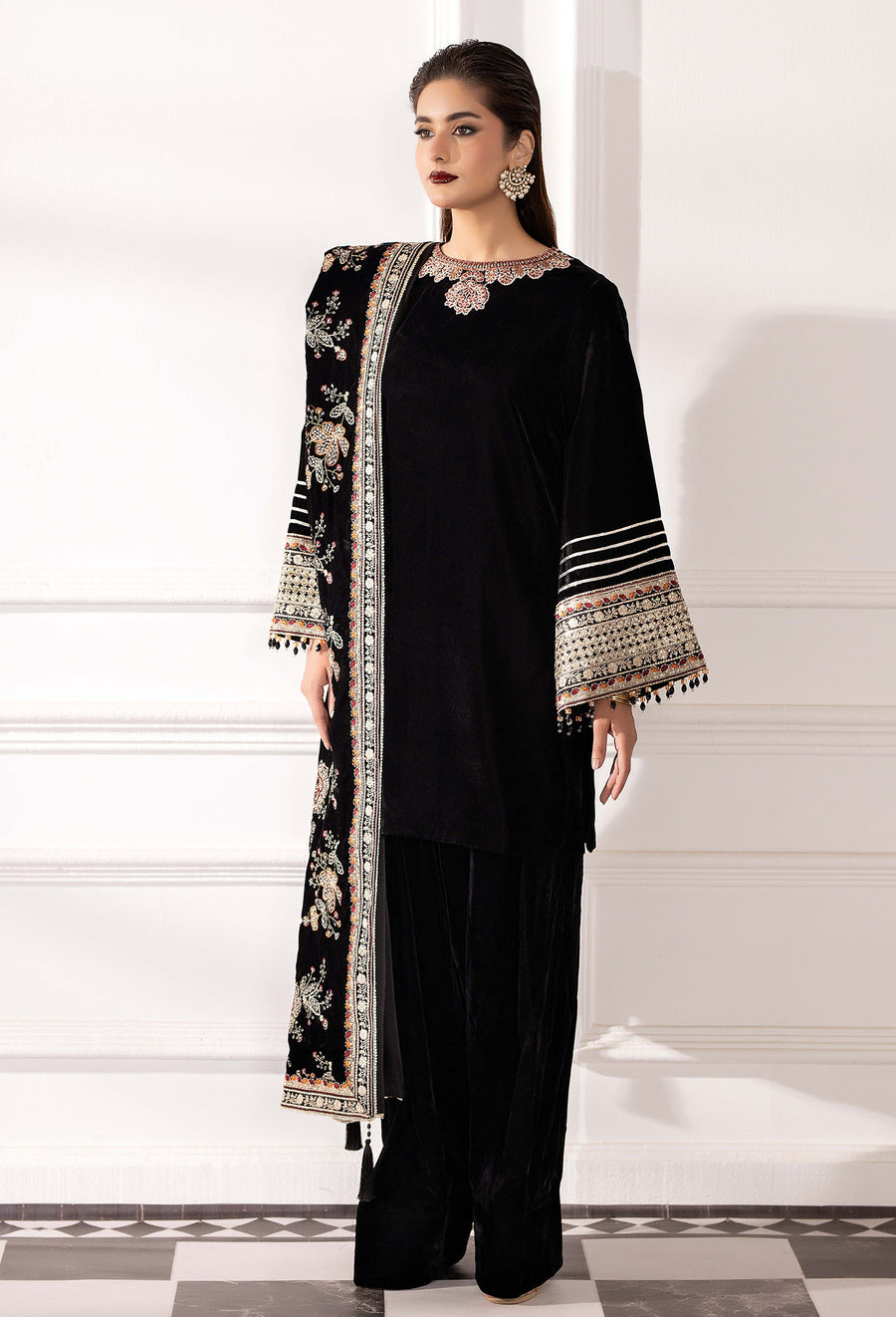 Adans Libas | Velvet 25 | VELVET 7785 - Formal Dress - available at Maria Faisal in UK and USA.