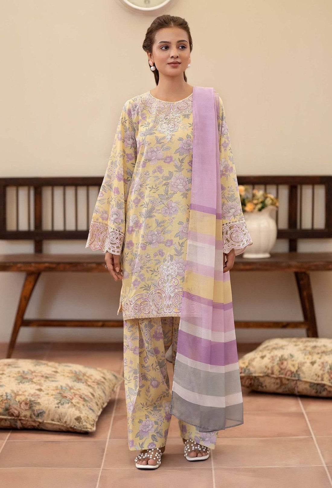 Adans Libas | Prints Eid Edit | 26674 by Maria Faisal - Registered Vendor of : Adans Libas - type : Ladies Clothes - 100% original wedding dresses