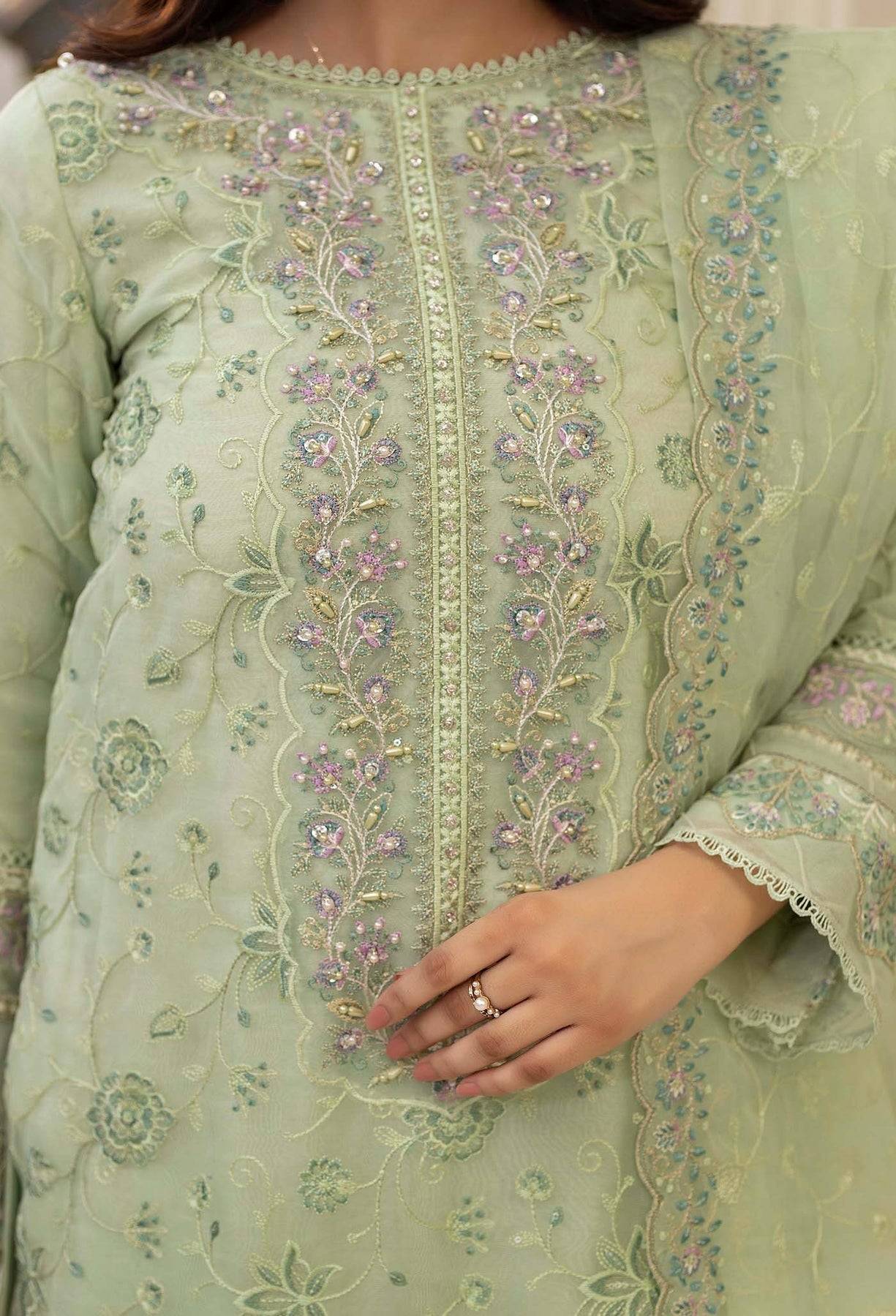 Adans Libas | Tissue De Luxe | DELUXE 444418 by Maria Faisal - Registered Vendor of : Adans Libas - type : Ladies Clothes - 100% original wedding dresses