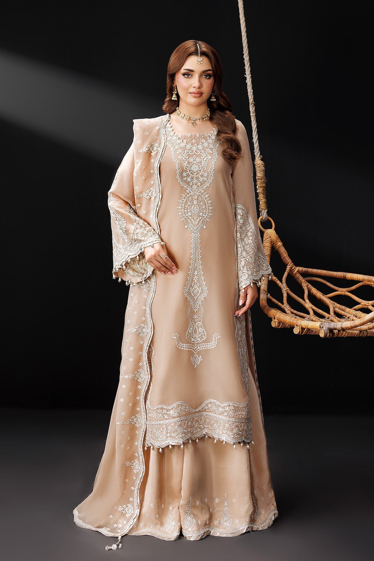 Alizeh | Dua Formals 26 | AF-DUA-3031-Gilded Lace - Dress - available at Maria Faisal in UK and USA.