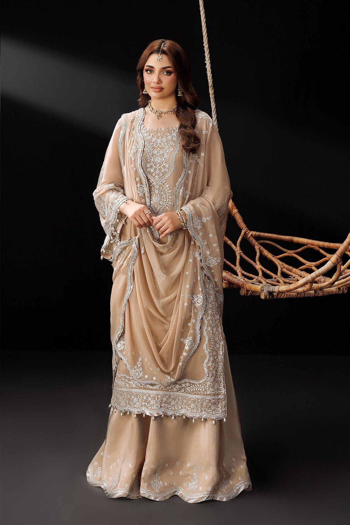 Alizeh | Dua Formals 26 | AF-DUA-3031-Gilded Lace - Dress - available at Maria Faisal in UK and USA.