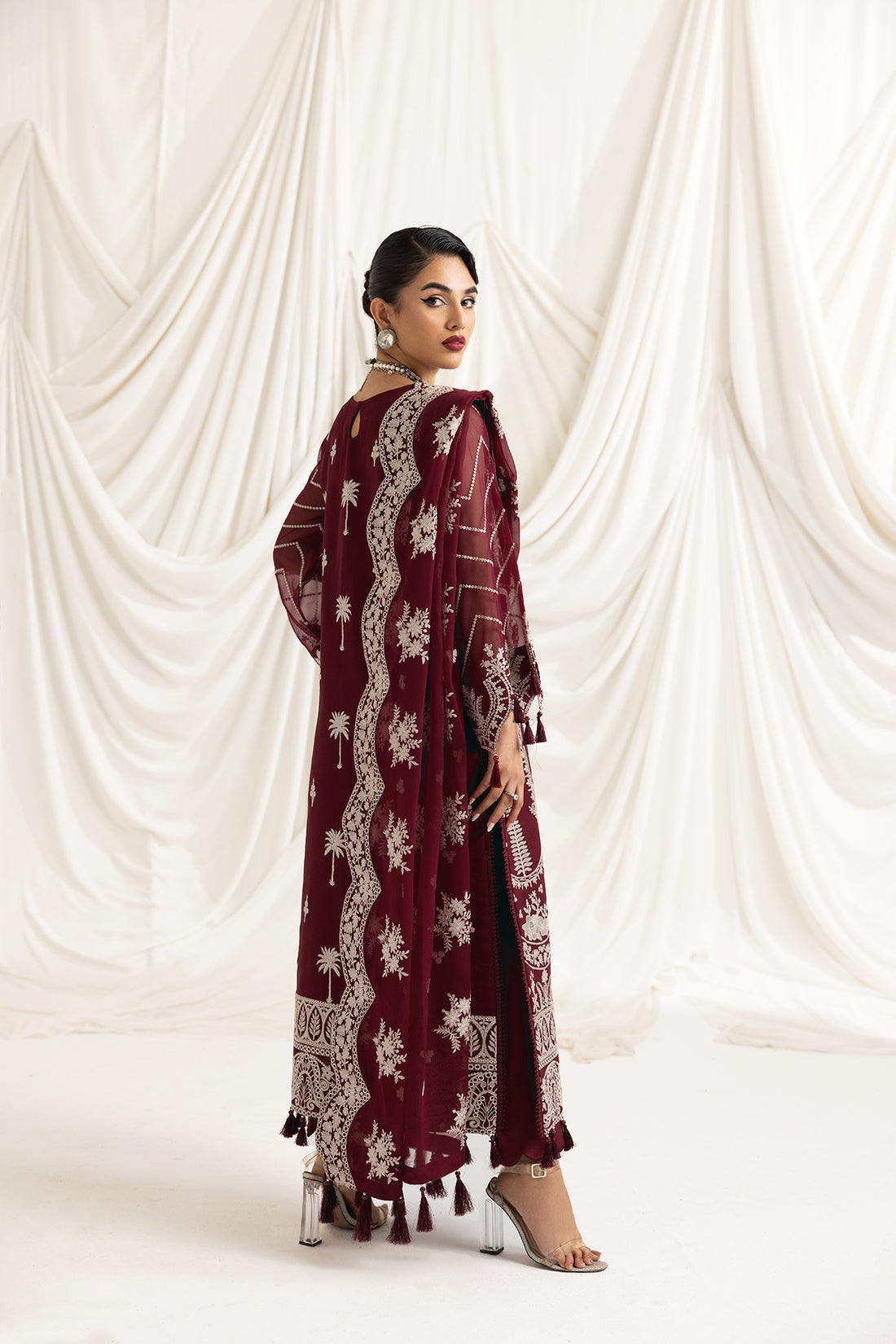 Alizeh | Formals Collection | Clara C (MAROON)