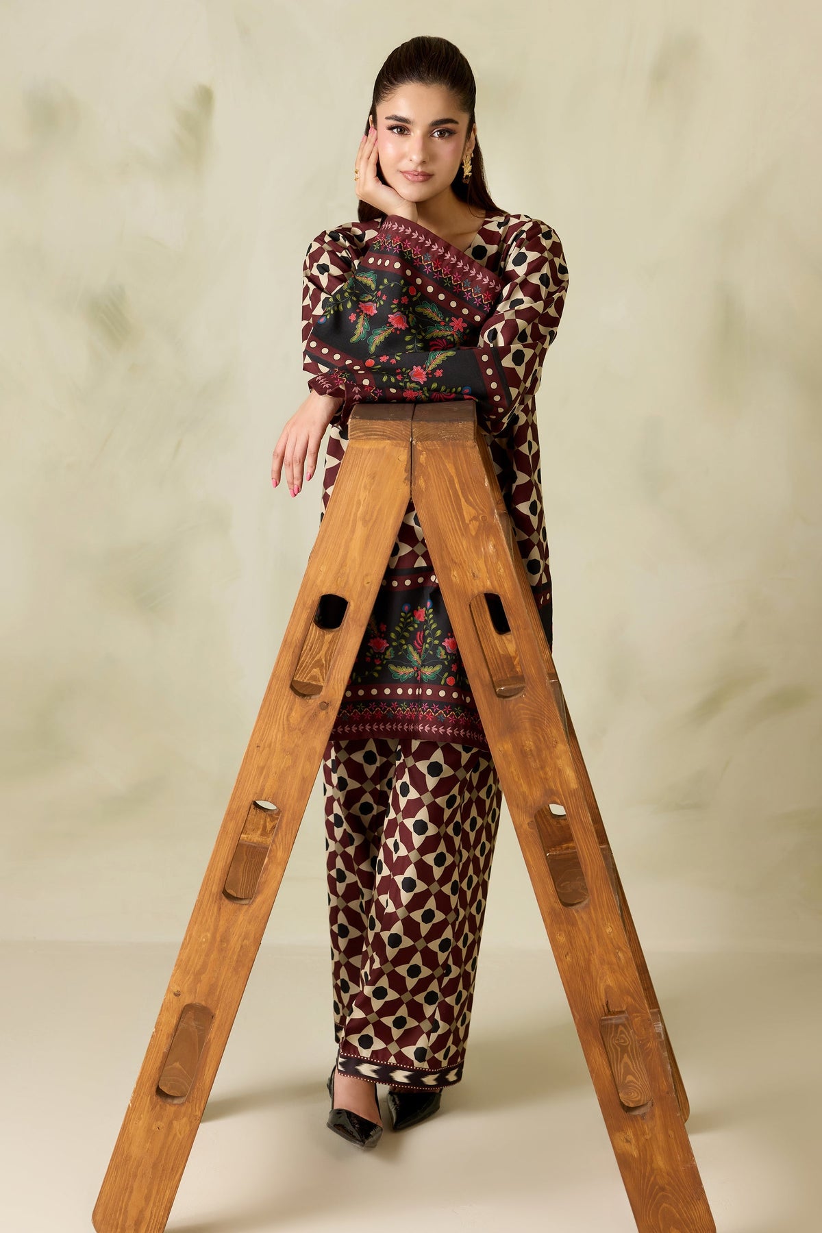 Alizeh | Printed Lawn | AF-PL-6075-ZIRWAH - Casual Dress - available at Maria Faisal in UK and USA.