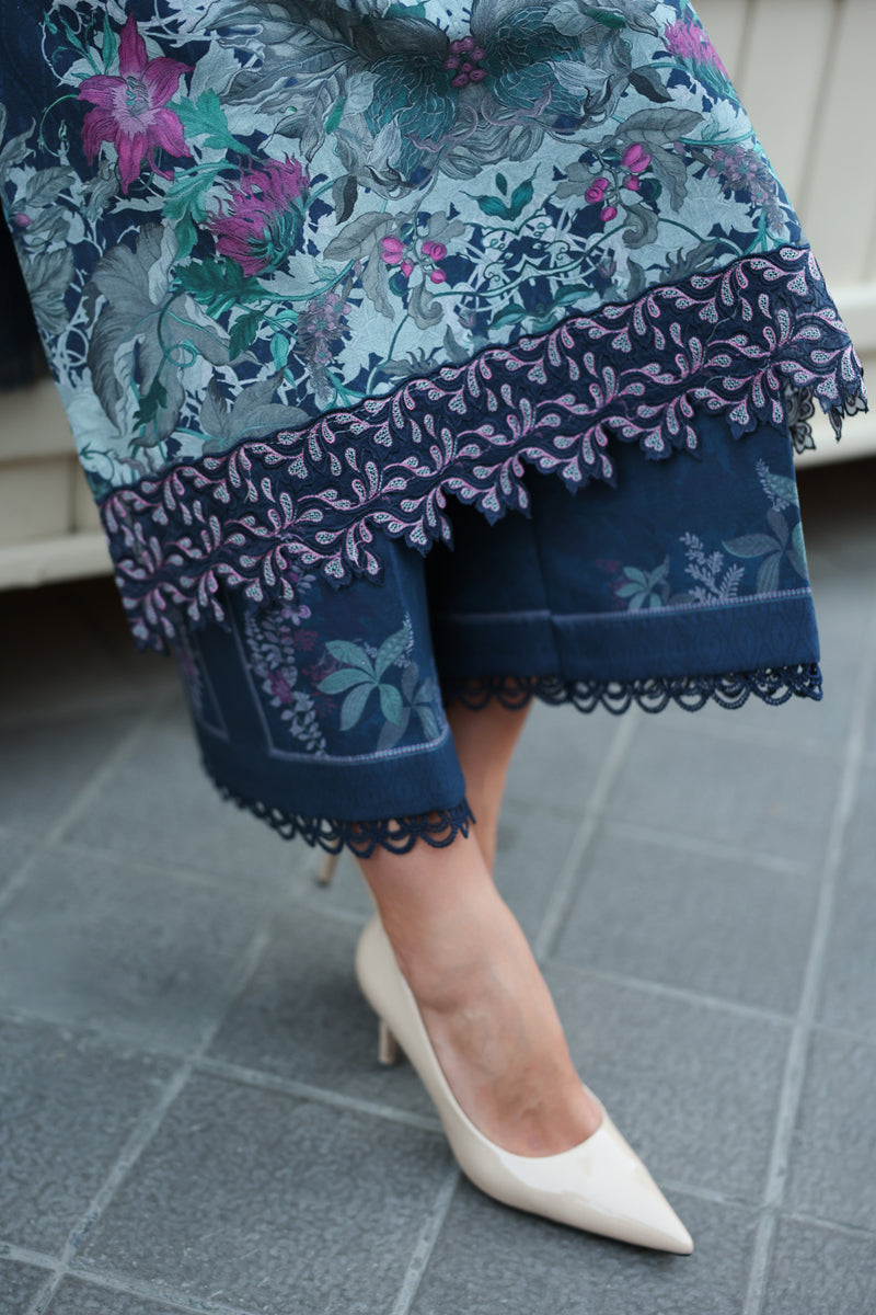 Rangrasiya | Lifestyle Winter Edit 25 | ISLA - Casual Dress - available at Maria Faisal in UK and USA.