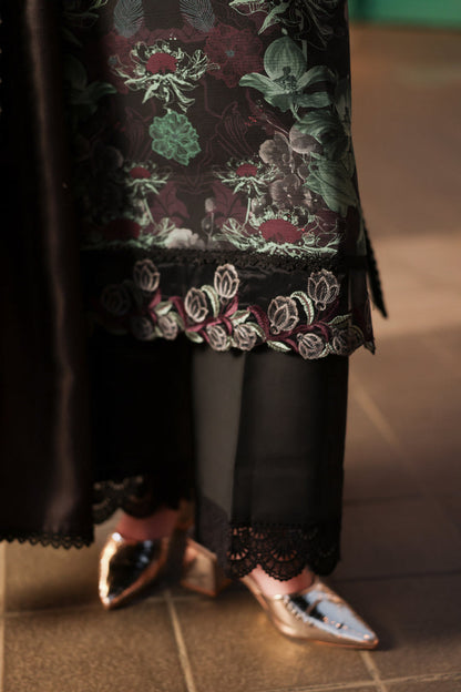 Rangrasiya | Lifestyle Winter Edit 25 | Evlyn - Casual Dress - available at Maria Faisal in UK and USA.