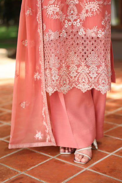 Flossie | Naayab Formals | K-102 - Ladies Clothes - Maria Faisal