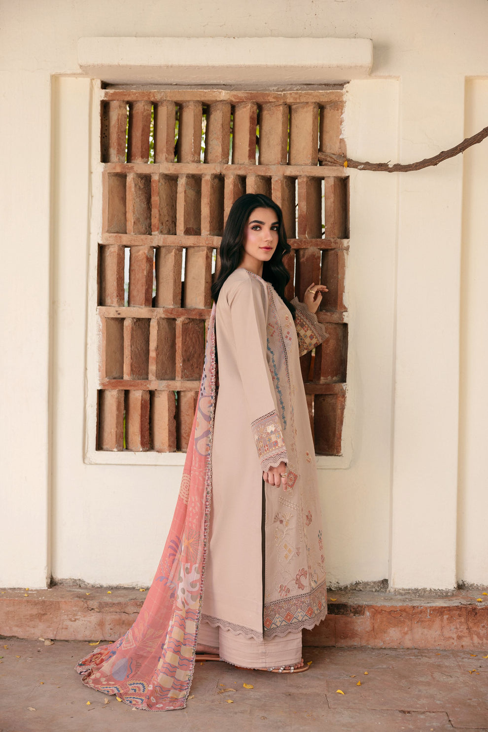 Florent | Festive Luxury Lawn 26 | FZF - 4B - Luxury Dress - available at Maria Faisal in UK and USA.