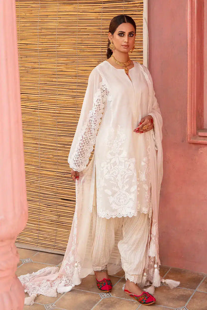 Nilofer Shahid | Nur e Subh Formals | Motiya