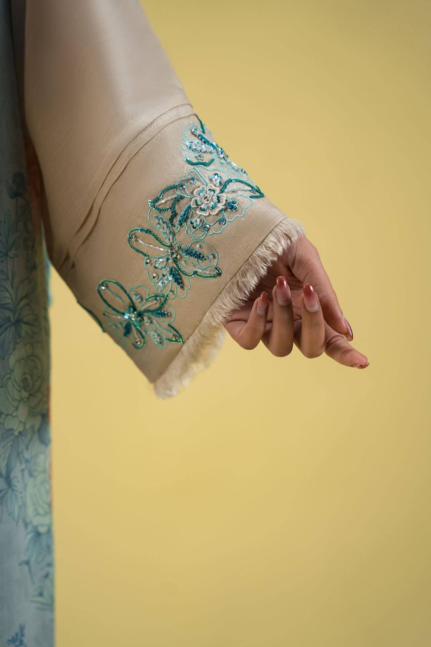 Ammara Khan | Sia 25 | D-12 by Maria Faisal - Registered Vendor of : Ammara Khan - type : Ladies Clothes - 100% original wedding dresses