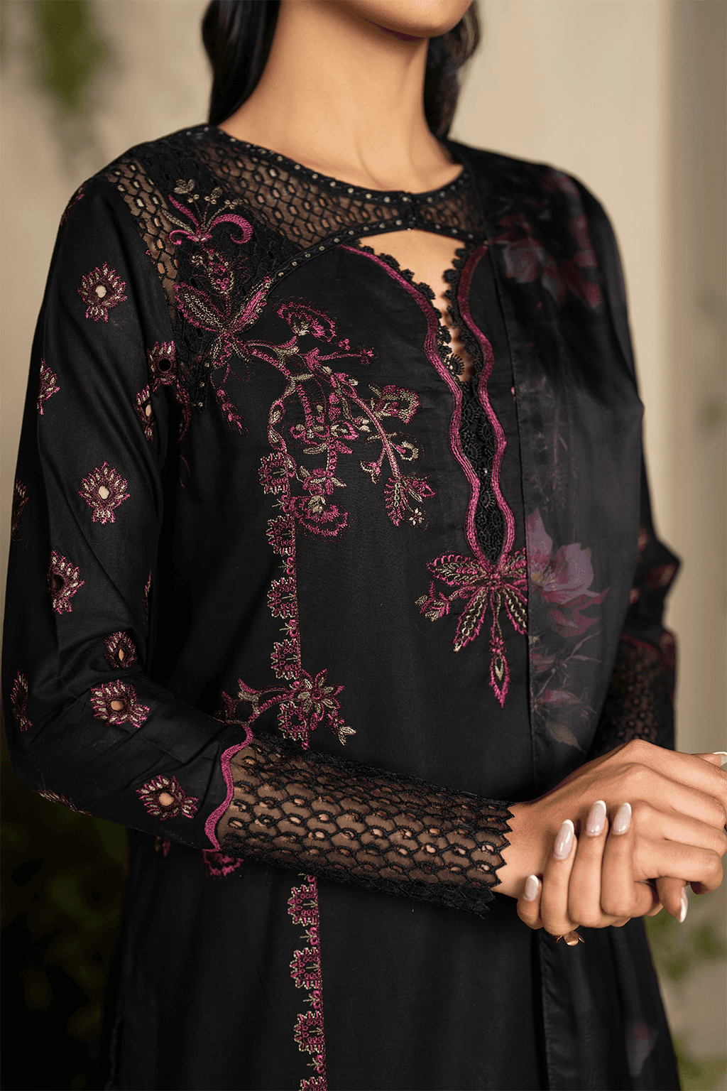 Iznik | Festive Lawn 25 | EFL-03 by Maria Faisal - Registered Vendor of : Iznik - type : Ladies Clothes - 100% original wedding dresses