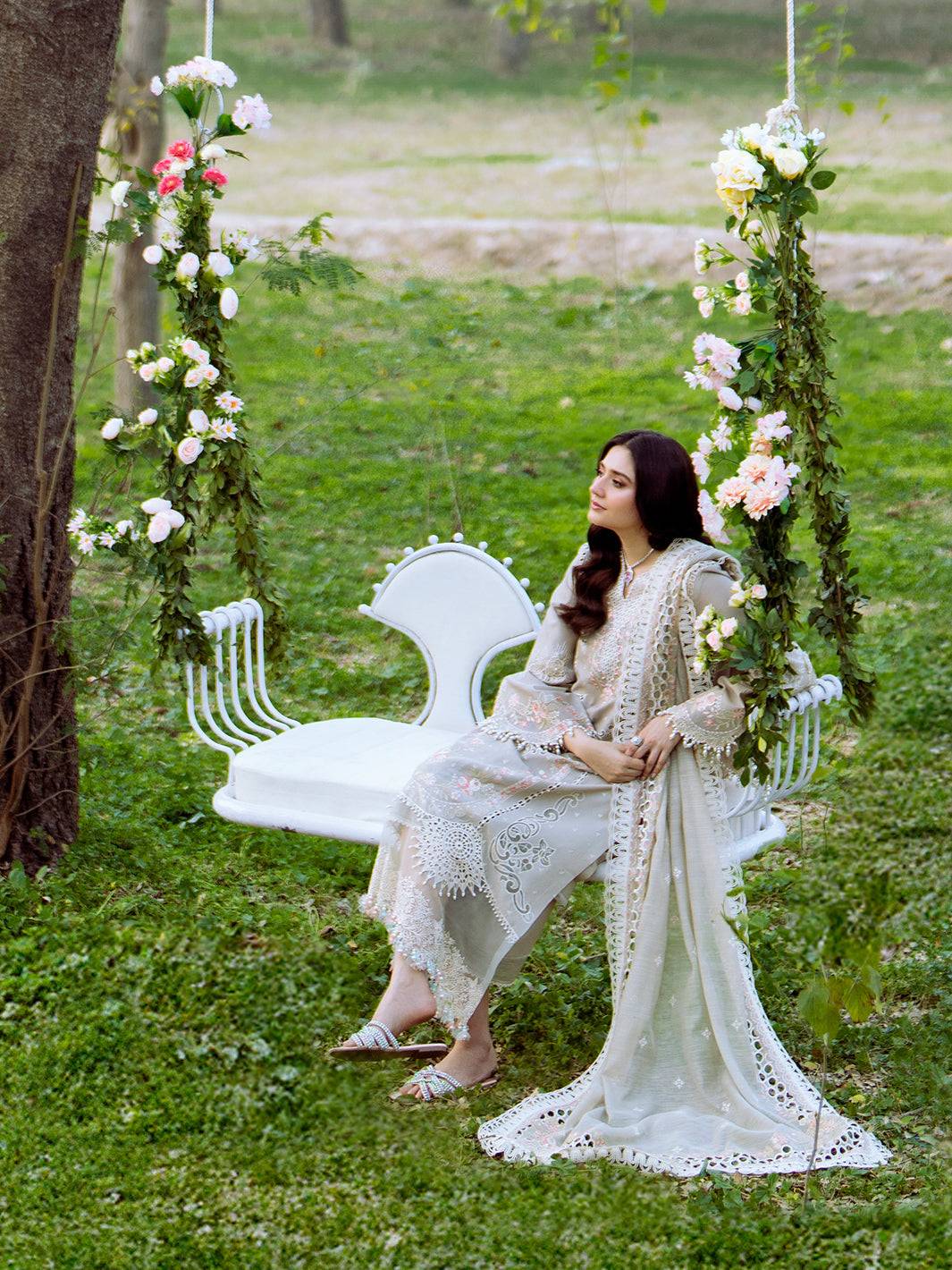 Bin Ilyas | Freesia Embroidered Lawn 25 | 104 - B by Maria Faisal - Registered Vendor of : Bin Ilyas - type : Ladies Clothes - 100% original wedding dresses