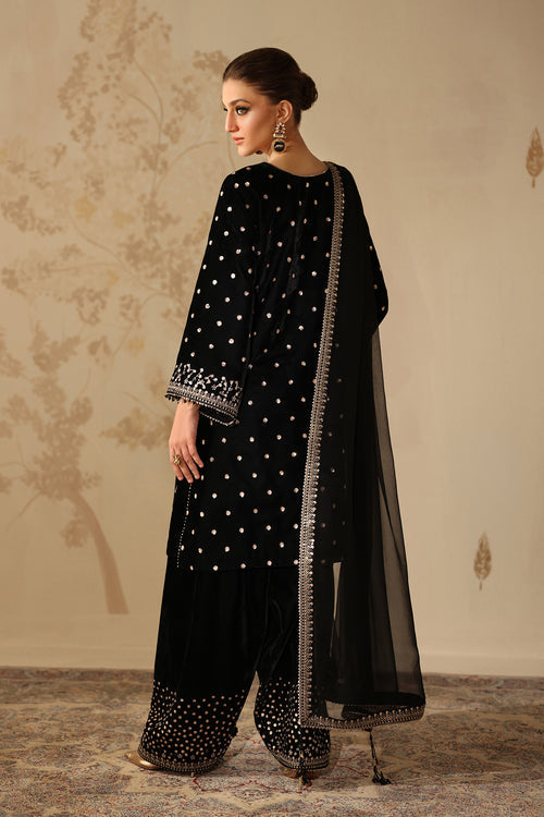 UF-4316 – authentic Pakistani dress from the Velvet 25 collection for women in the UK