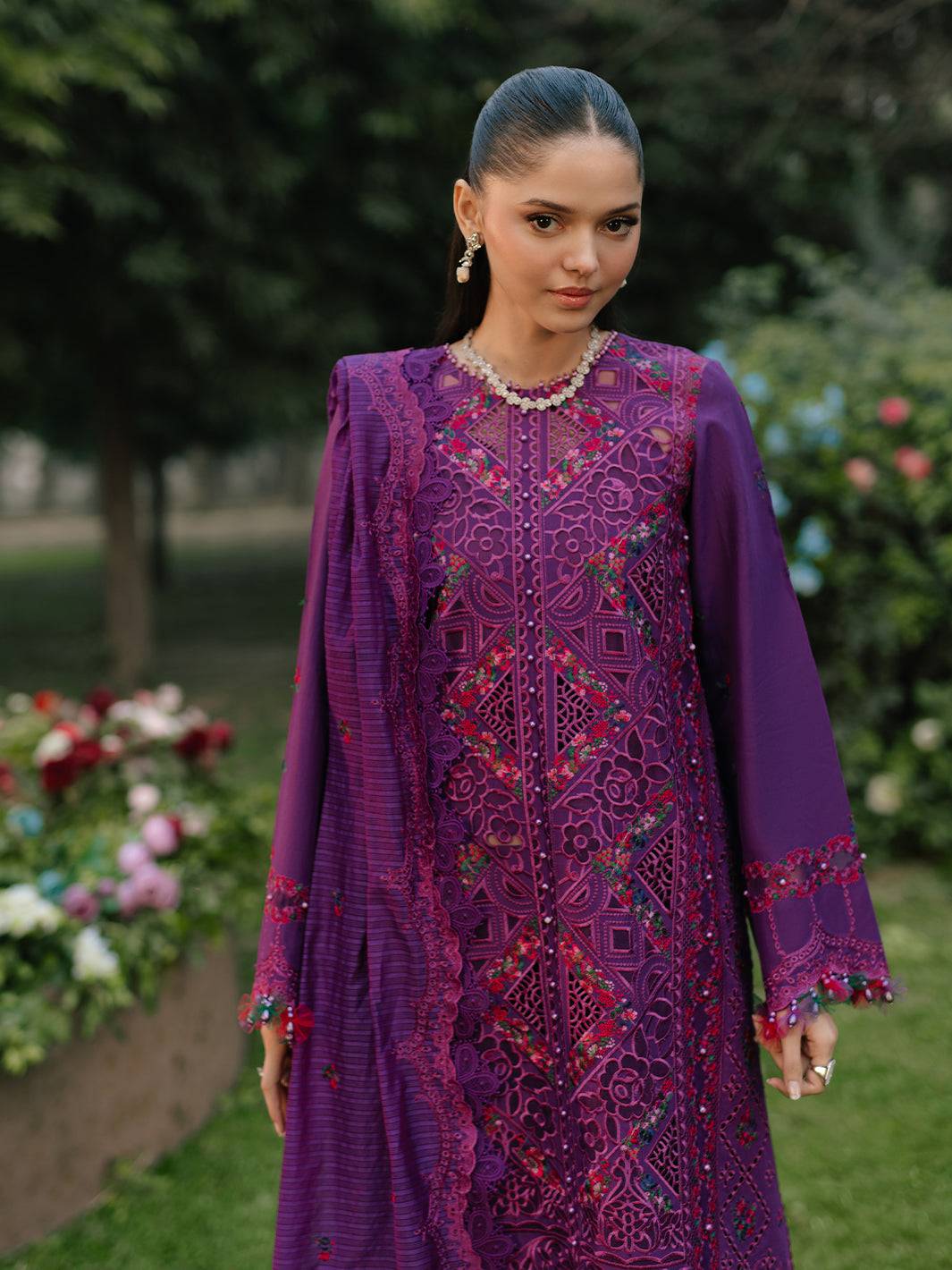 Bin Ilyas | Freesia Embroidered Lawn 25 | 105 - B by Maria Faisal - Registered Vendor of : Bin Ilyas - type : Ladies Clothes - 100% original wedding dresses