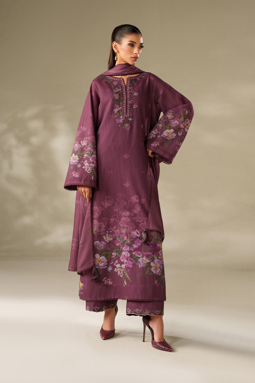 Iznik | Winter Chapter 25 | UE-566 Printed Khaddar - Casual Dress - available at Maria Faisal in UK and USA.