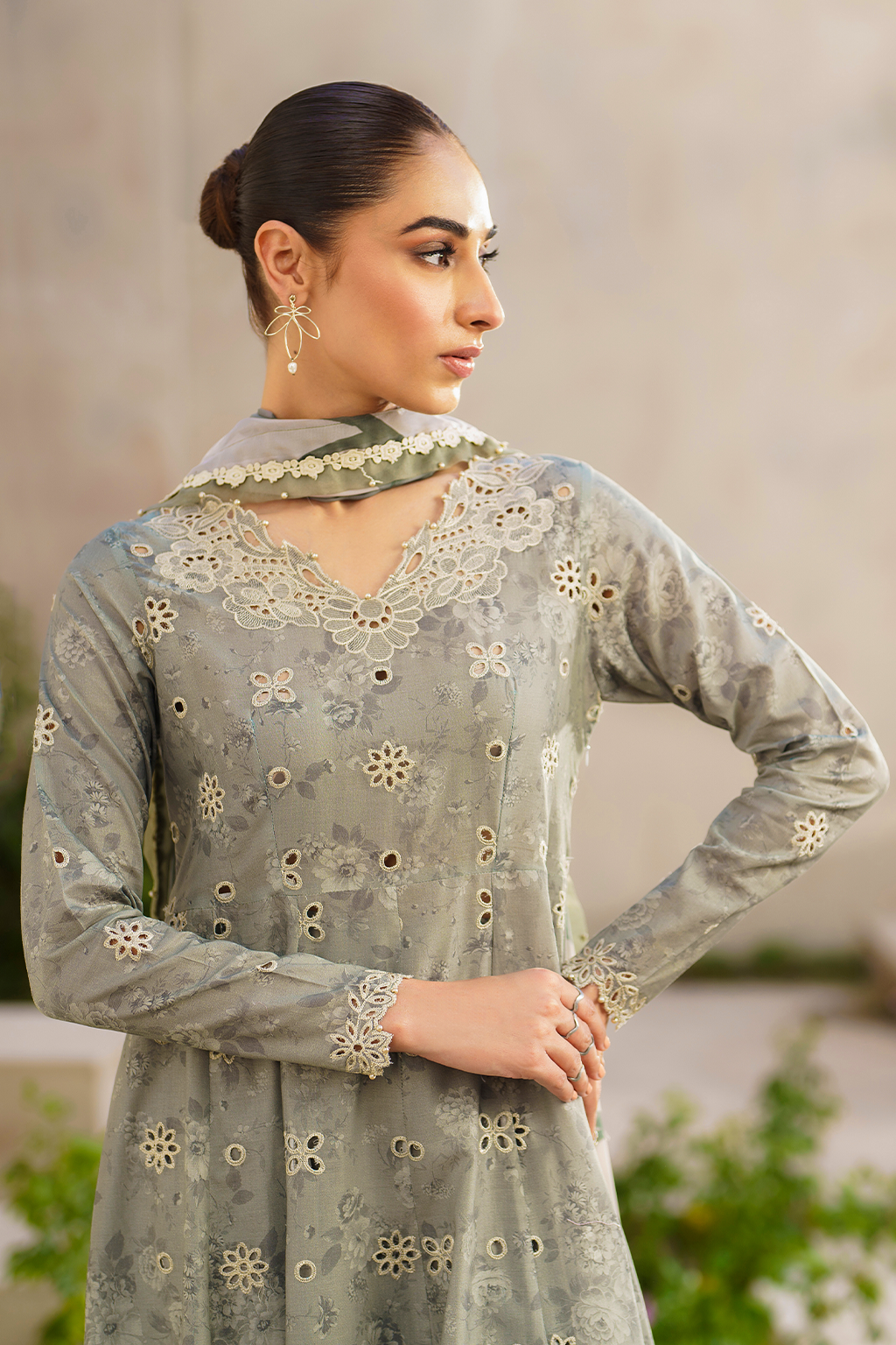 Iznik | Festive lawn 24 | SFL-10 - Designer Dress with Intricate embroidery and embellishments. Shop elegent wedding dress at Maria Faisal.