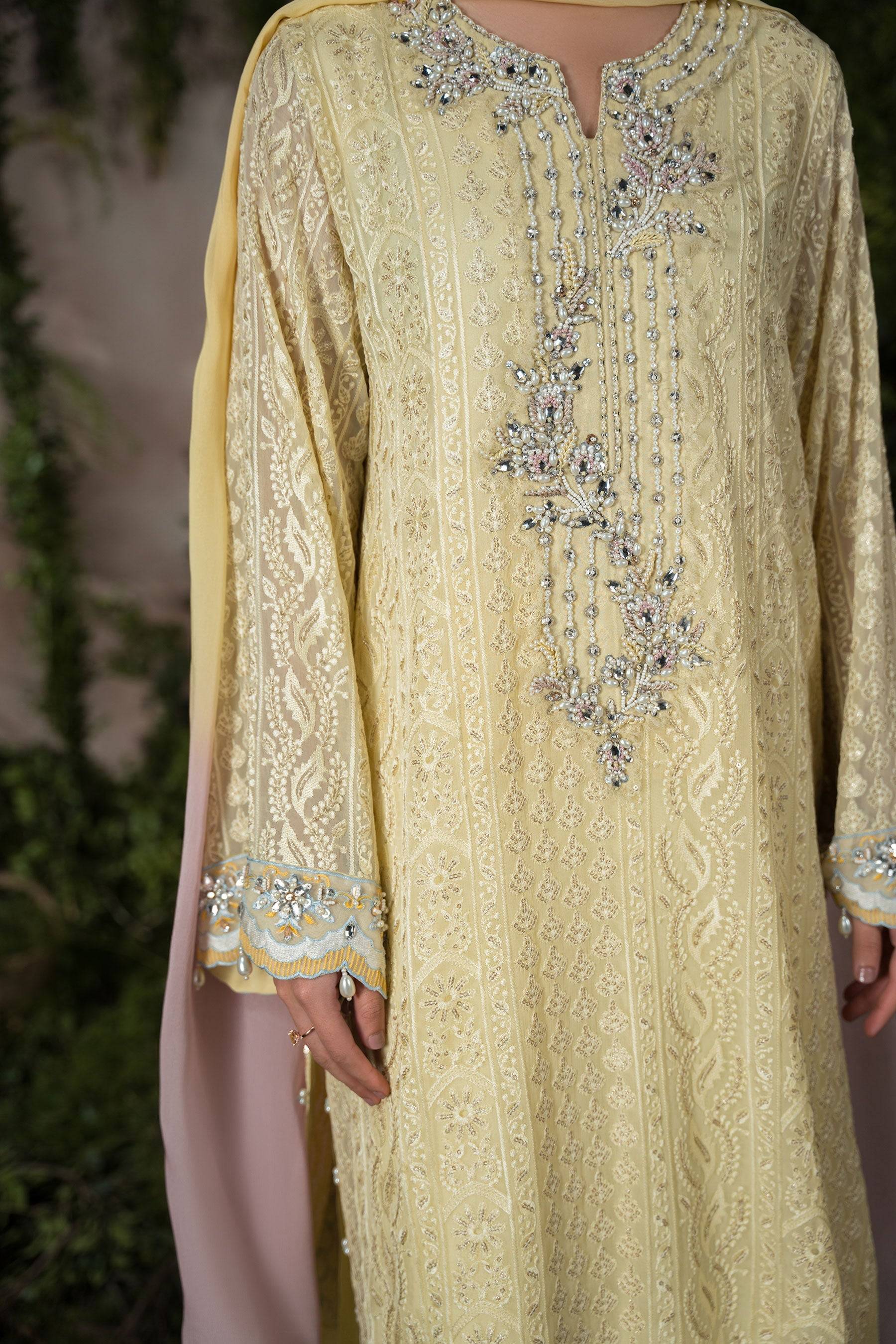 Ammara Khan | Sia 25 | D-09 by Maria Faisal - Registered Vendor of : Ammara Khan - type : Ladies Clothes - 100% original wedding dresses