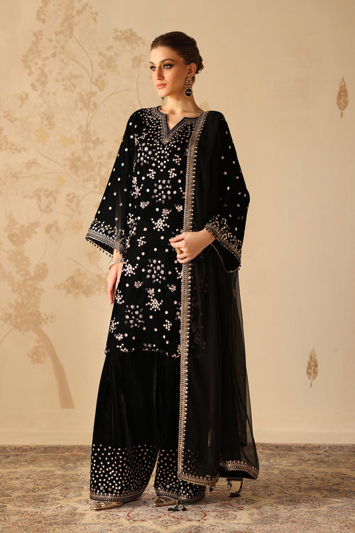 UF-4316 – authentic Pakistani dress from the Velvet 25 collection for women in the UK