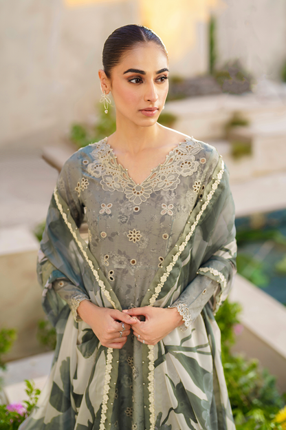Iznik | Festive lawn 24 | SFL-10 - Designer Dress with Intricate embroidery and embellishments. Shop elegent wedding dress at Maria Faisal.