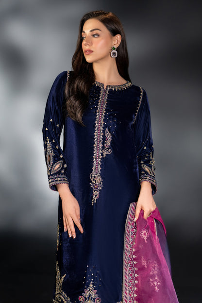 Naqshi | Makhmal 24 | IFRAH - Ladies Clothes - Maria Faisal