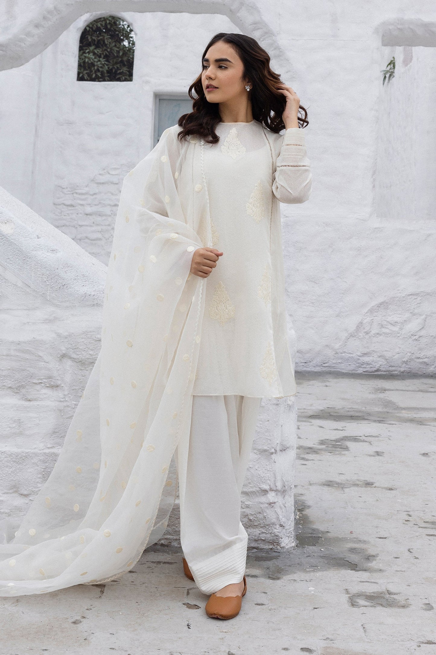 Erum Khan | Ramadan Edition | Maha by Maria Faisal - Registered Vendor of : Erum Khan - type : Ladies Clothes - 100% original wedding dresses