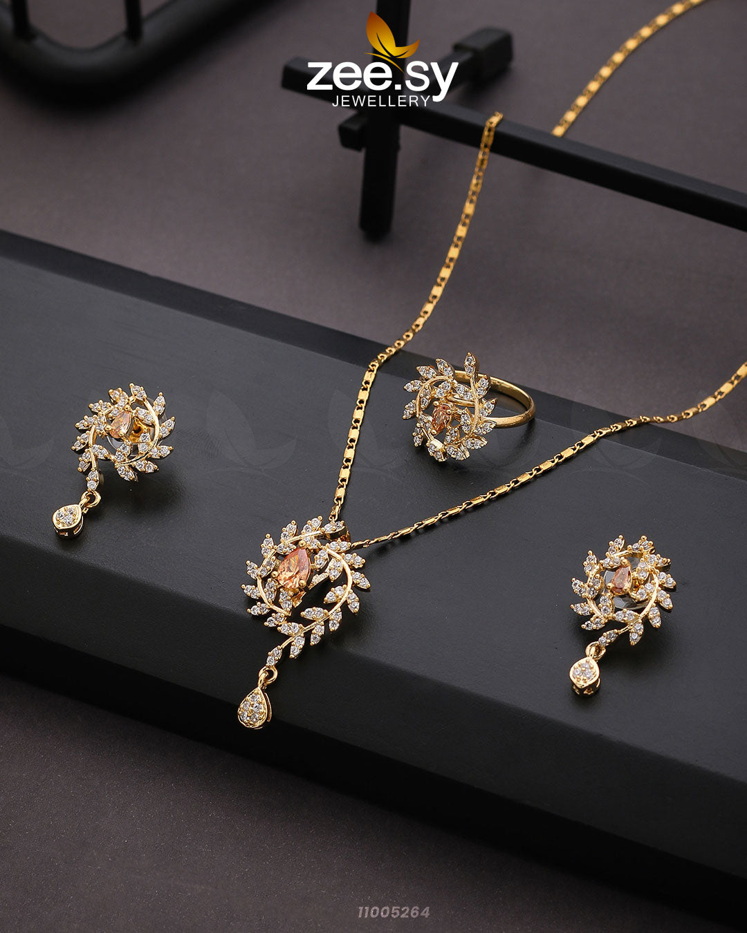 Pendant-0100 - Pendant 