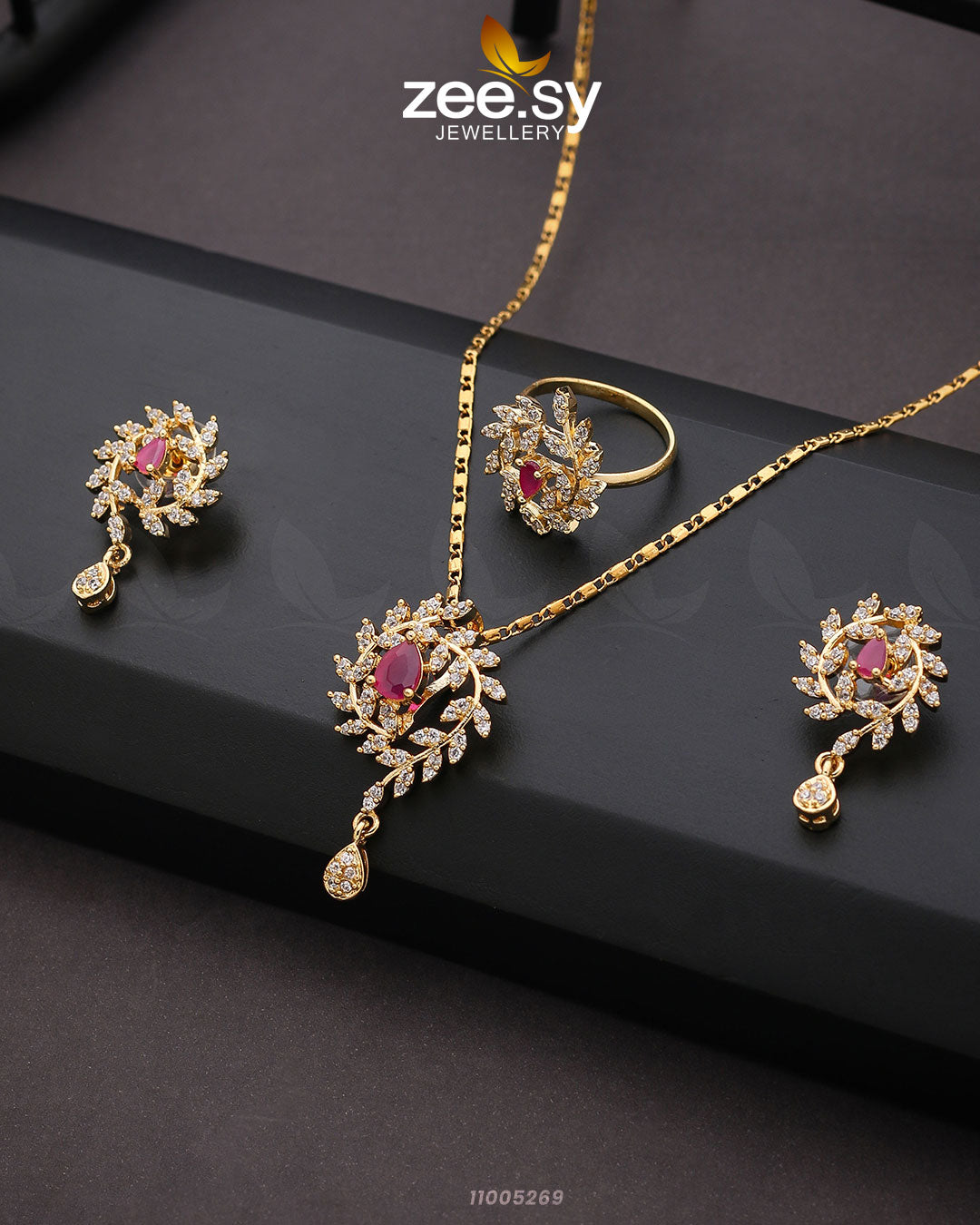 Pendant-0100 - Pendant 