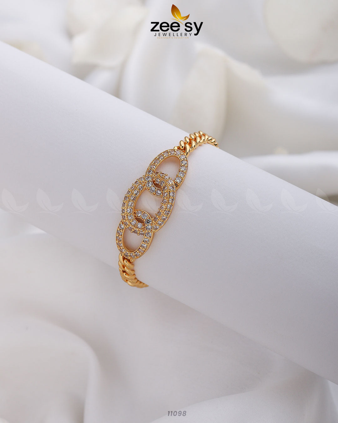 Three Linked Circles Bracelet - Bracelet 