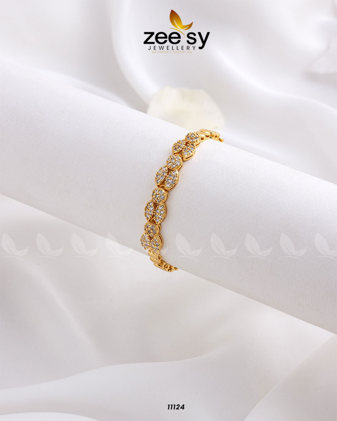 Strand Bracelets - Bracelet 