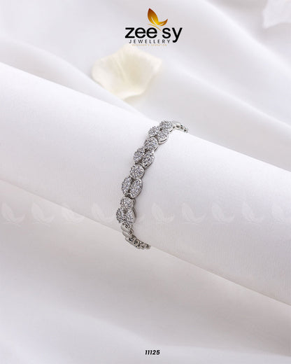 Strand Bracelets - Bracelet 