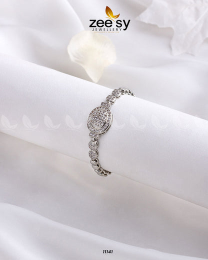 Riveting Bracelets - Bracelet 