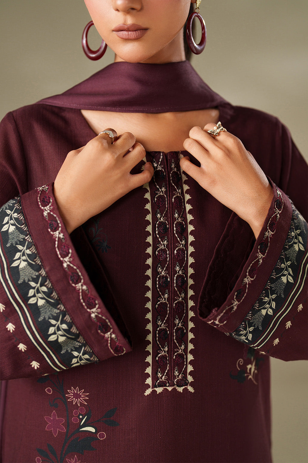 Iznik | Winter Chapter 25 | UE-570 Printed Khaddar - Casual Dress - available at Maria Faisal in UK and USA.