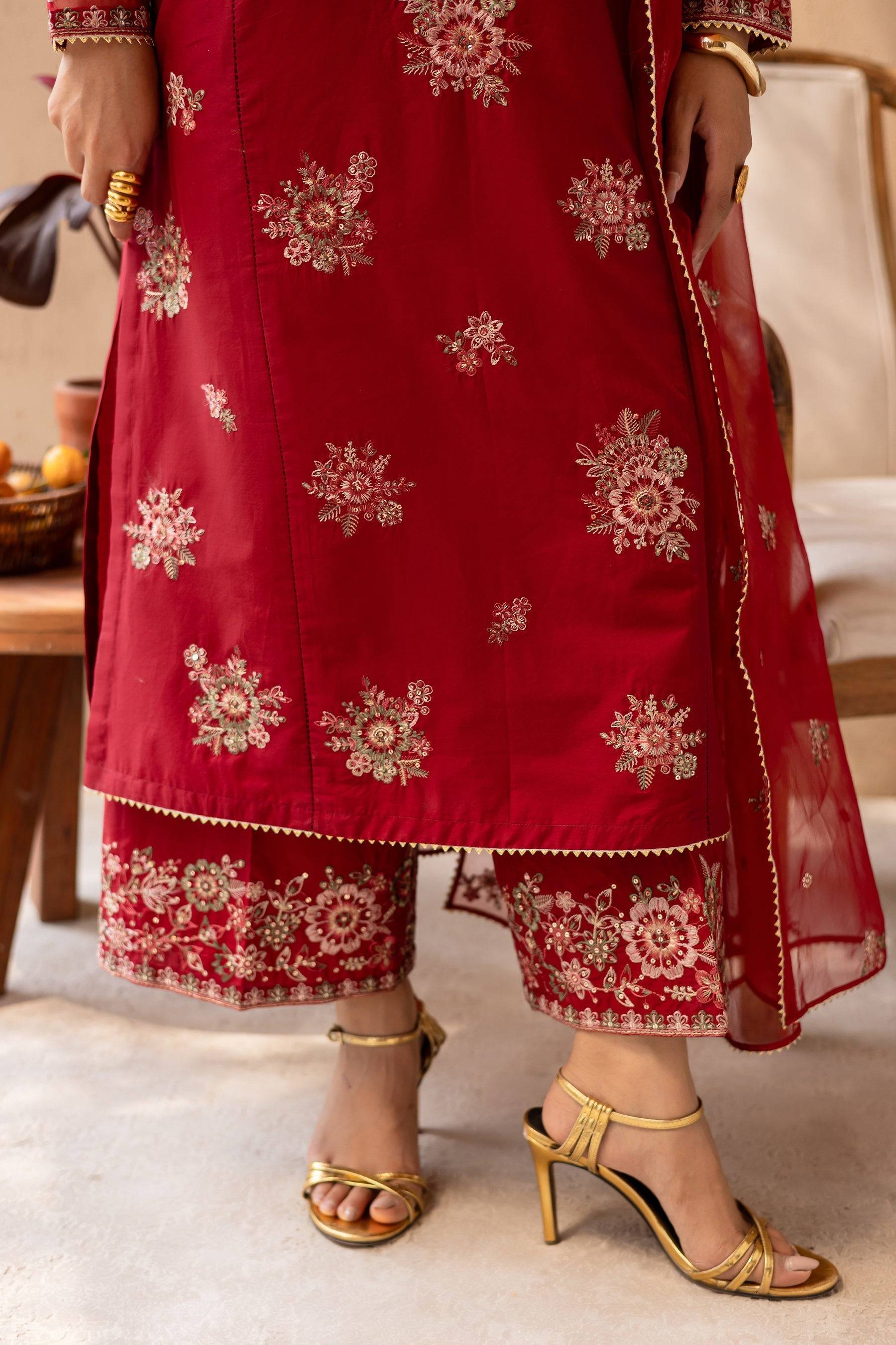 Batik | Nyra Embroidered Summer Solids | Starburst by Maria Faisal - Registered Vendor of : Batik - type : Ladies Clothes - 100% original wedding dresses