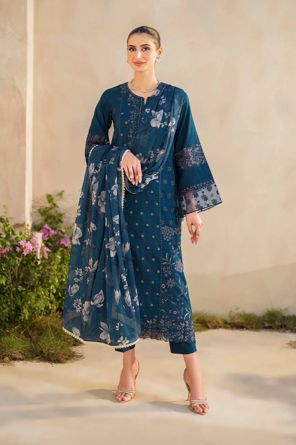 Iznik | Festive lawn 24 | SFL-01 - Designer Dress with Intricate embroidery and embellishments. Shop elegent wedding dress at Maria Faisal.