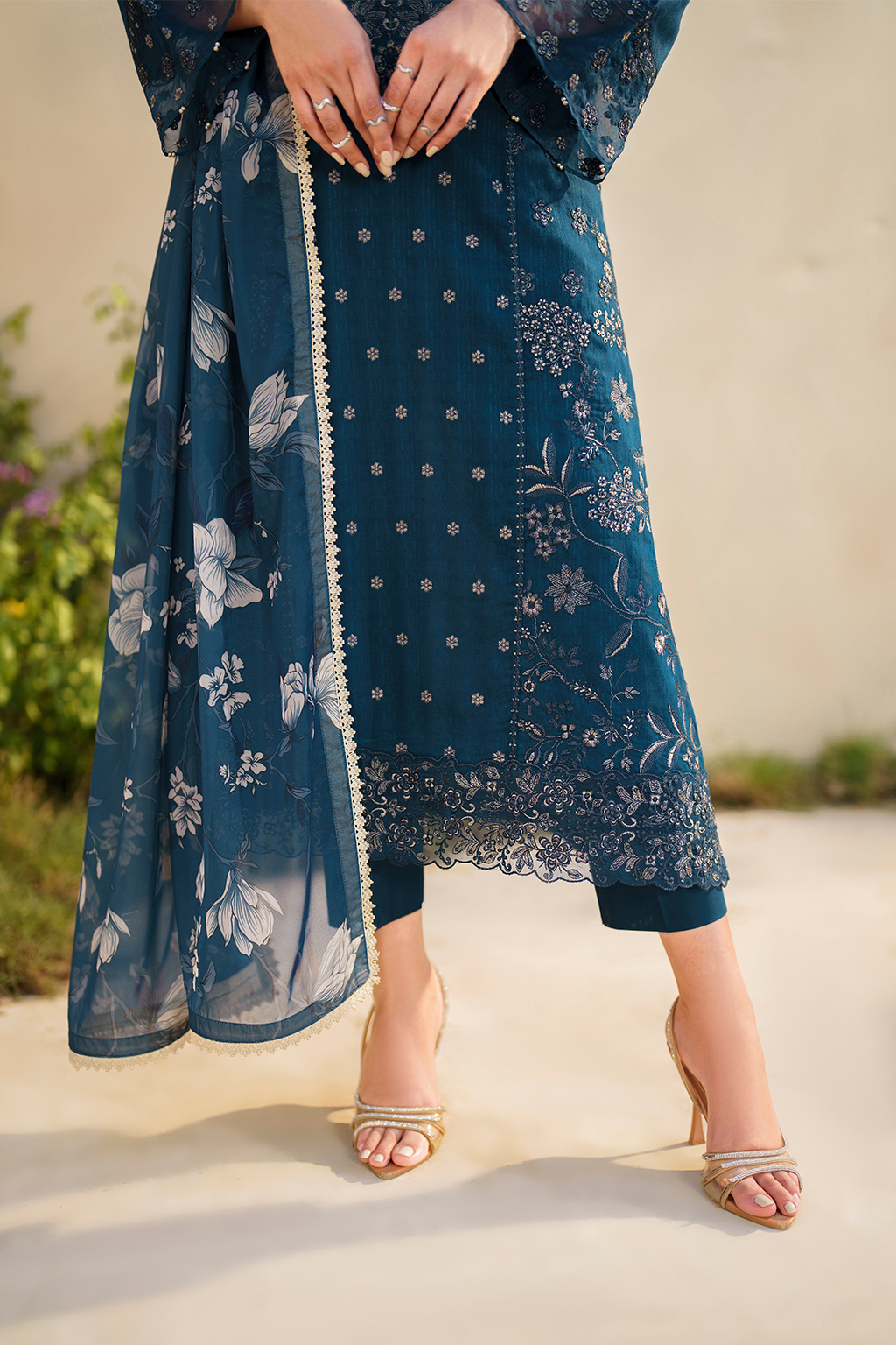 Iznik | Festive lawn 24 | SFL-01 - Designer Dress with Intricate embroidery and embellishments. Shop elegent wedding dress at Maria Faisal.