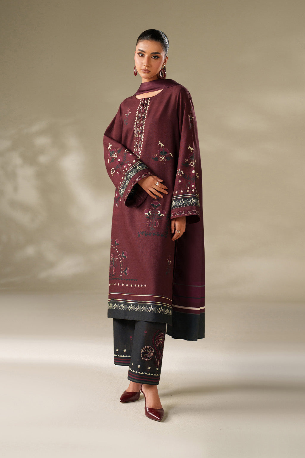 Iznik | Winter Chapter 25 | UE-570 Printed Khaddar - Casual Dress - available at Maria Faisal in UK and USA.