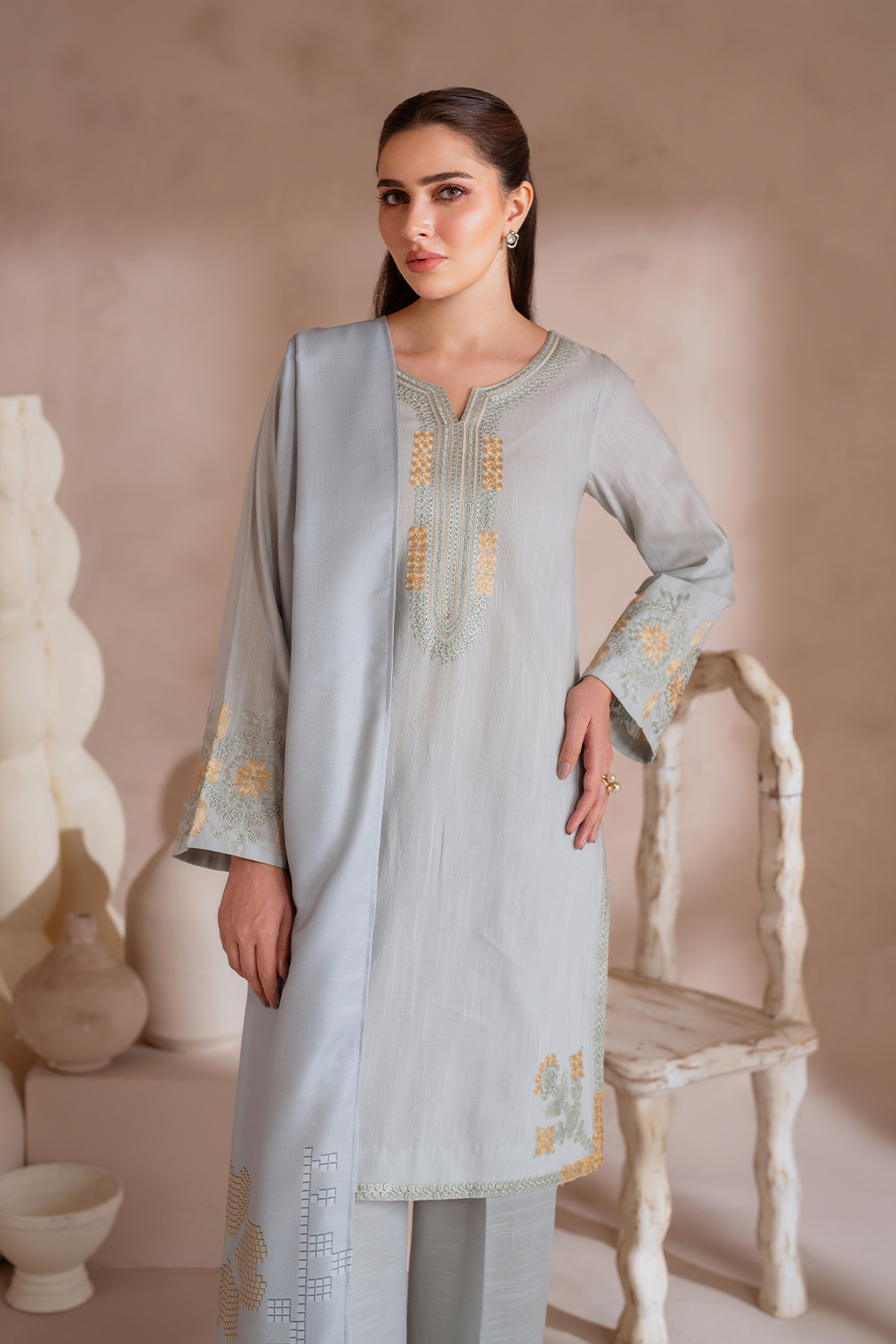 Iznik | Exclusive Winter | UE-369 - Ladies Clothes - Maria Faisal