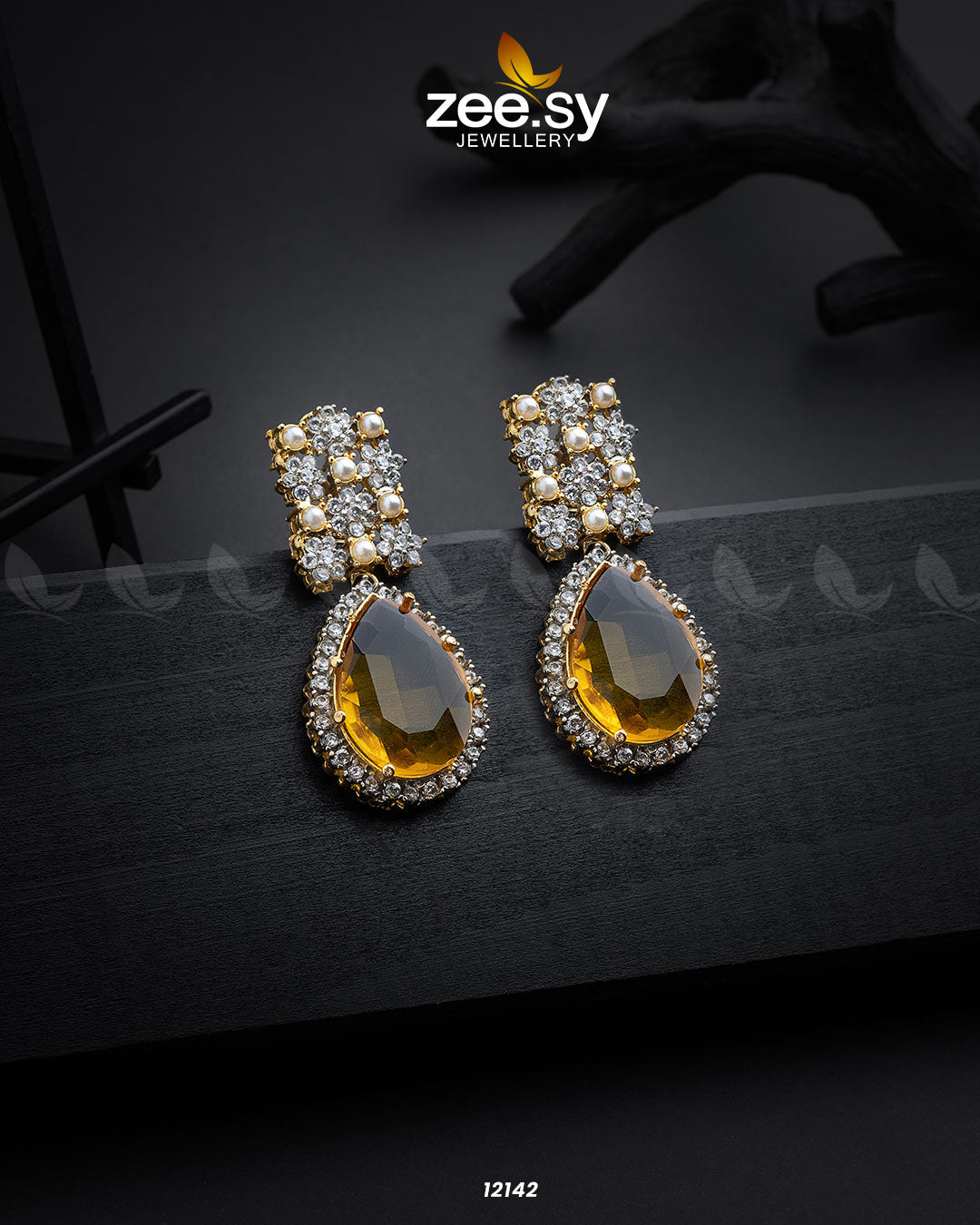 Amulet Earrings - Earrings 