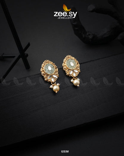 Quartz Earrings - Earrings 