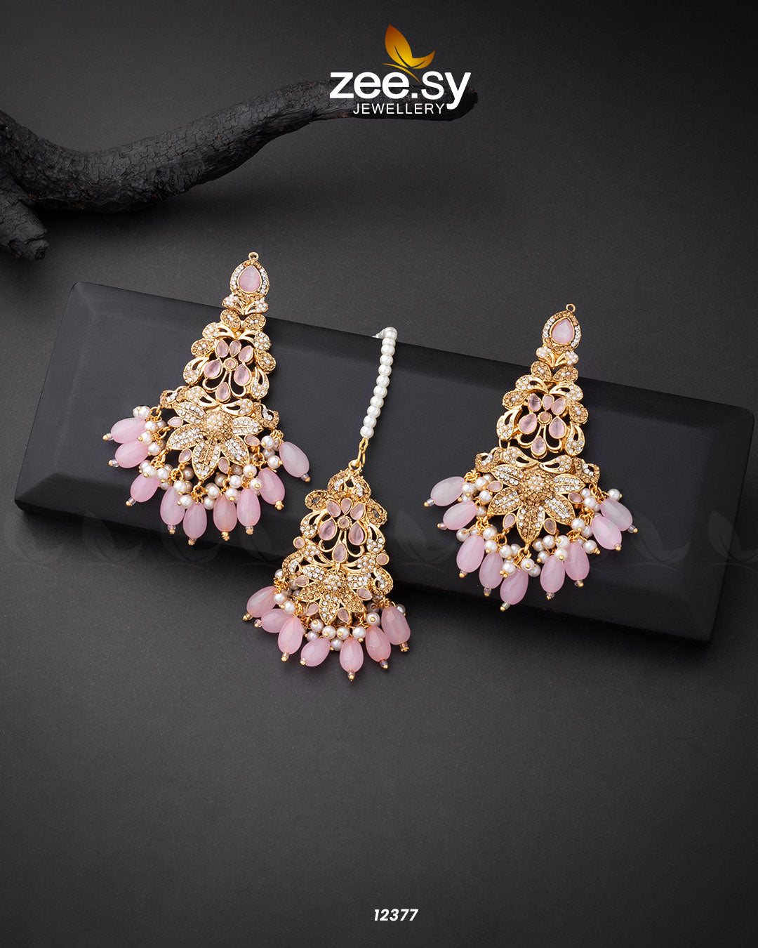Sarah's Earrings - Earrings 