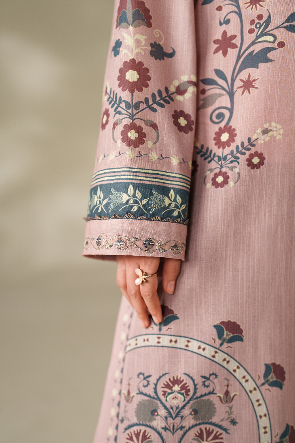 Iznik | Winter Chapter 25 | UE-569 Printed Khaddar - Casual Dress - available at Maria Faisal in UK and USA.