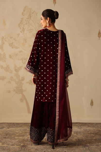 UF-4315 – authentic Pakistani dress from the Velvet 25 collection for women in the UK