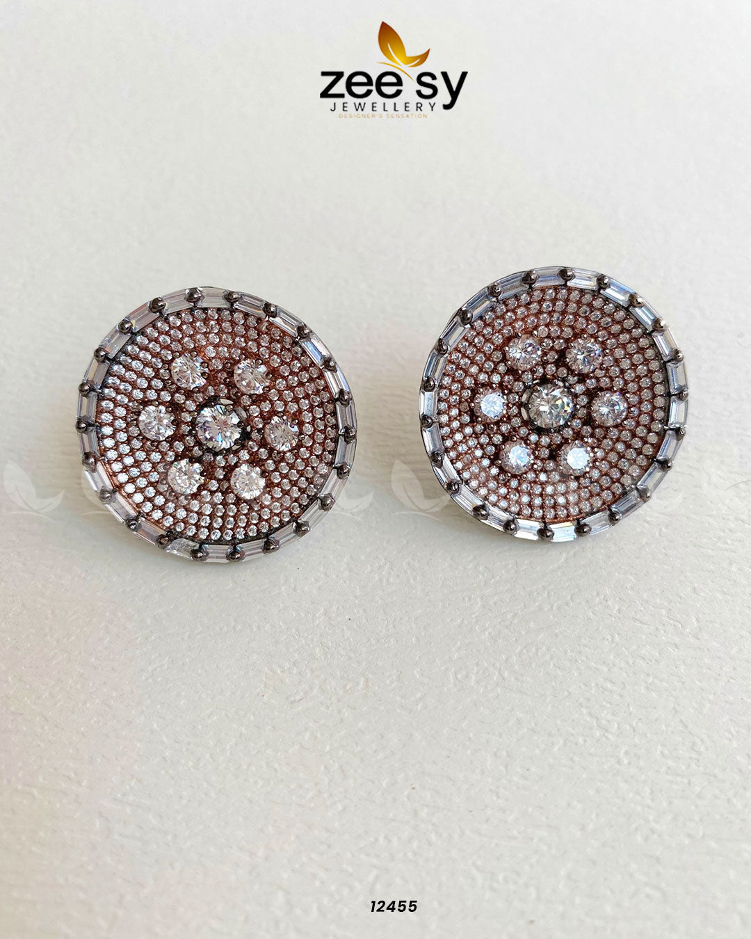 Studs Earrings - Earrings 