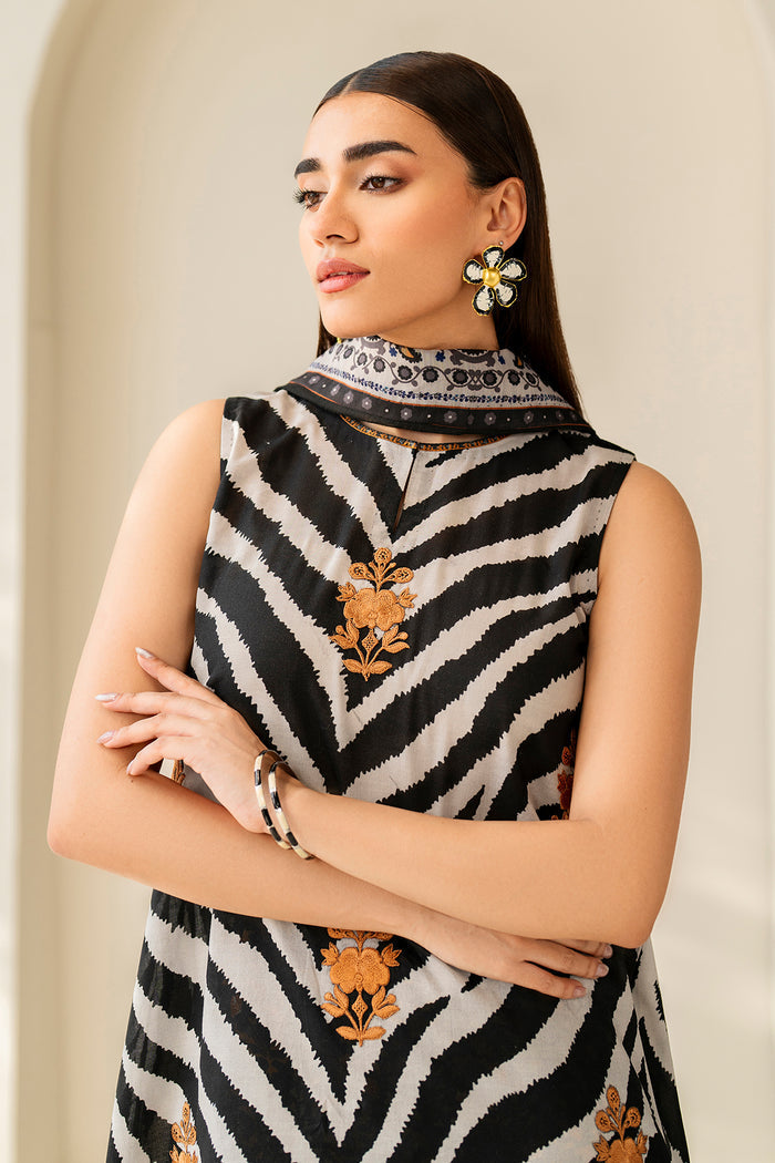 Baroque | Luxury Pret Summer | UF-4206 - Luxury Dress - available at Maria Faisal in UK and USA.